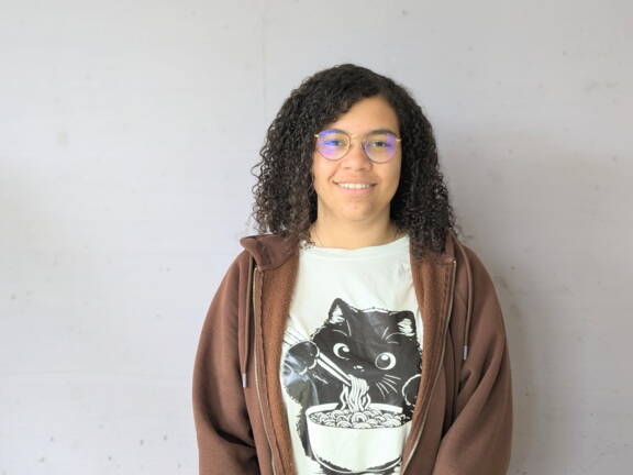 pxl_20250908_080529100.portrait2.jpg pxl_20250908_080529100.portrait2.jpg