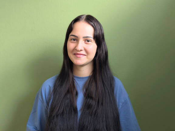 pxl_20250911_082350707.portrait2.jpg pxl_20250911_082350707.portrait2.jpg